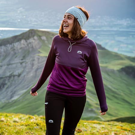 infinito_casanna_hoodie_zum_weltfrauentag_gewinnspiel_skinfit