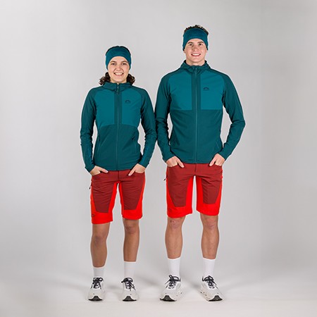 raiffeisen_landesbank_vorarlberg_kollektion_freestyle_shorts_skinfit.jpg