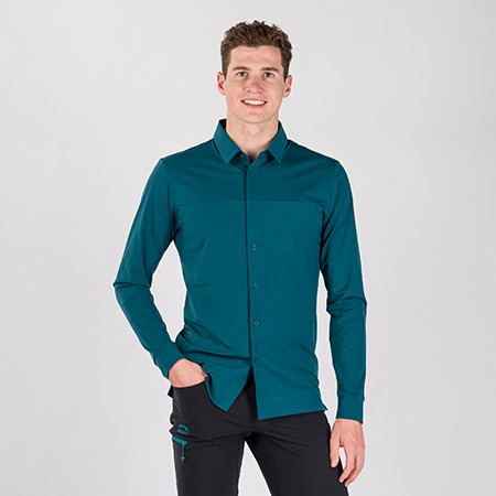 raiffeisen_landesbank_vorarlberg_kollektion_unisex_hemd_skinfit.jpg