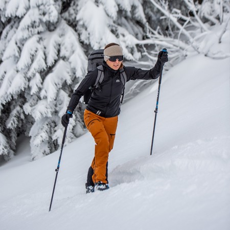 winterjacke_aktion_rabatt_outlet_skitour_skifahren_freeriden_aufstieg_kalt_skinfit