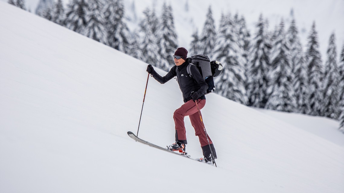 winterjacke_aktion_rabatt_outlet_skitour_skifahren_freeriden_windjacke_skinfit
