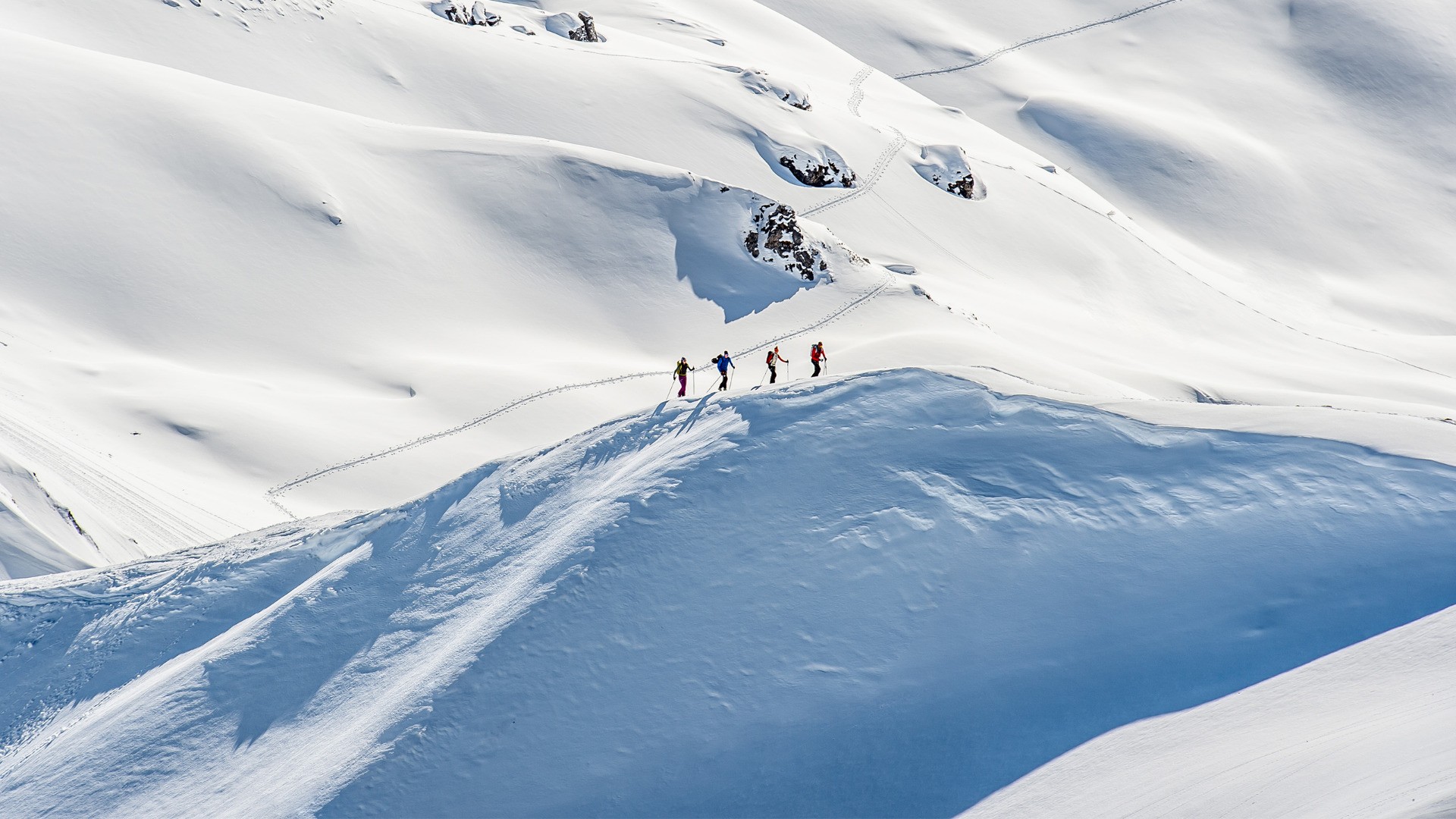 stories-wie-verhalte-ich-mich-richtig-skitour-skinfit