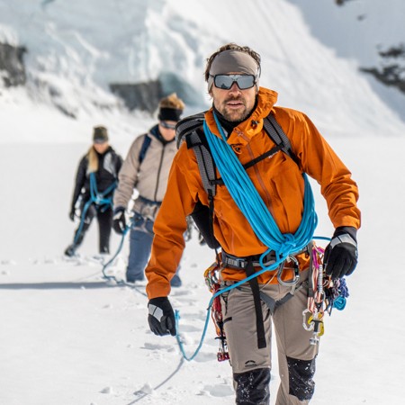 alpine_hochtour_angeseilt_gehen_gletscher_skinfit