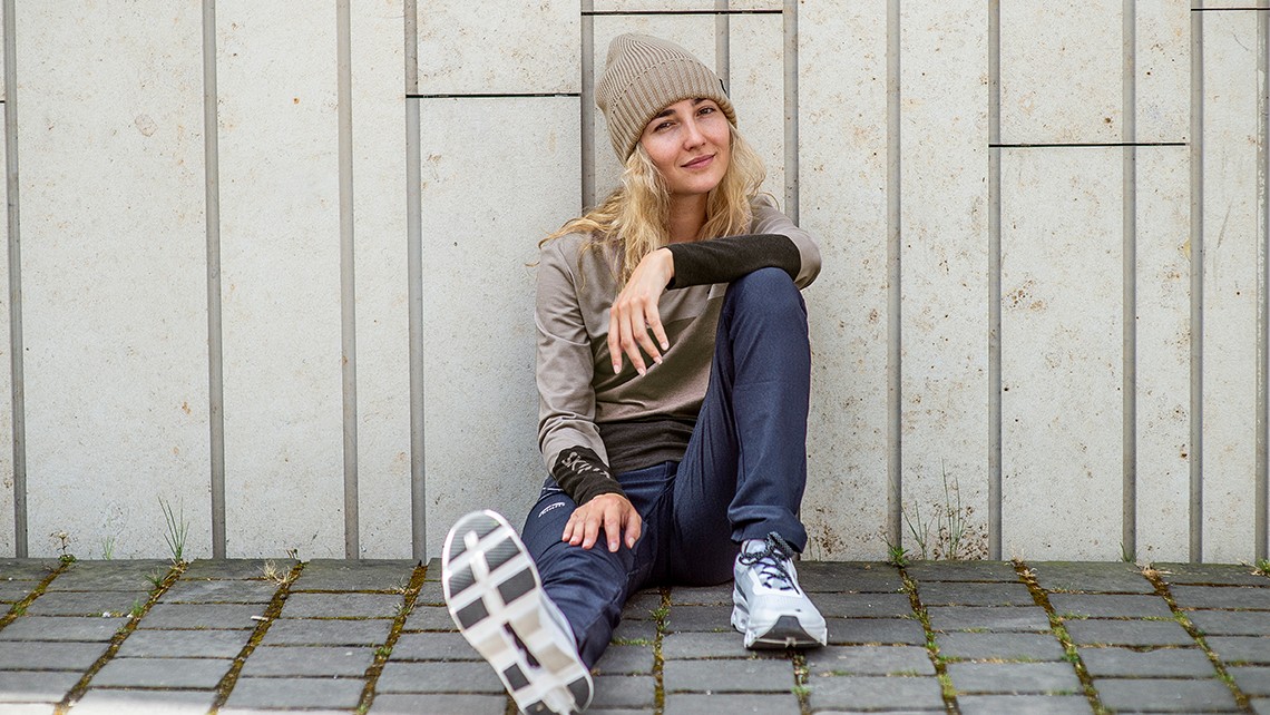 freizeit_style_sportbekleidung_alltagskleidung_herbst_winter_kollektion_skinfit