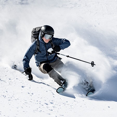 skitour_abfahrt_pulverschnee_herbst_winter_kollektion_skinfit