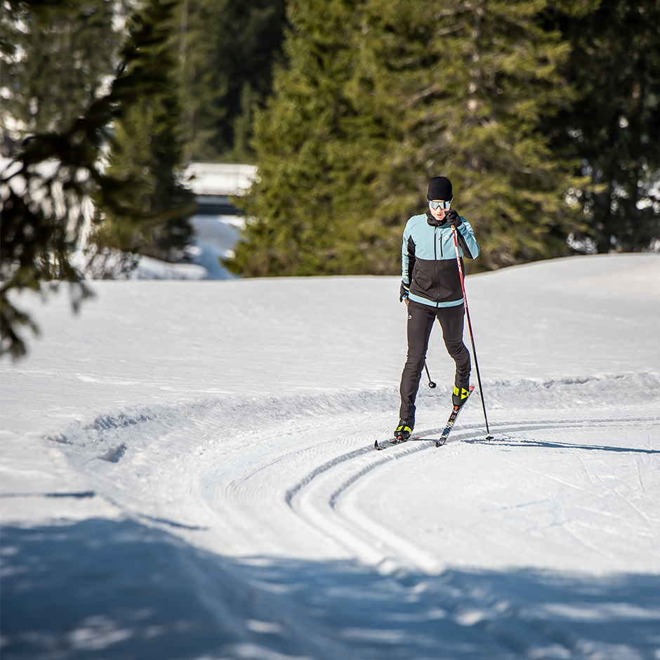 langlaufen-valle-maira-klassisch-spur-skinfit