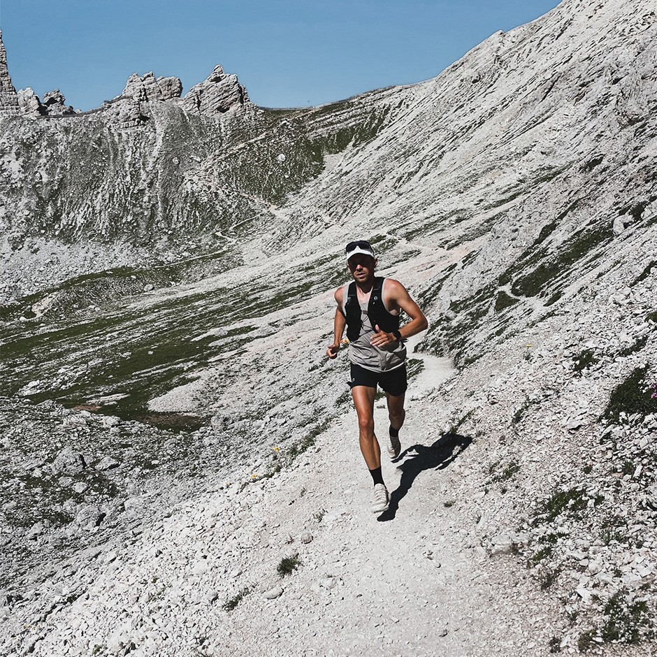 johannes-loew-running-race-skinfit