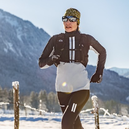 silvaplana-shirt-laufen-trailrunning-winter-skinfit