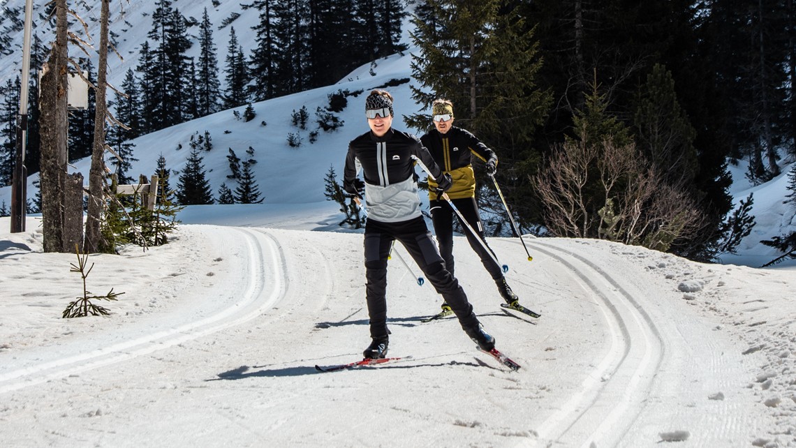 silvaplana-shirts-langlaufen-zug-arlberg-skinfit