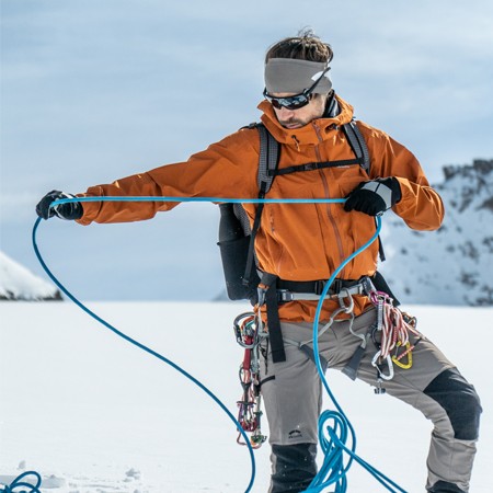hardshelljacke_fuer_alpine_hochtour_wasserdicht_skinfit