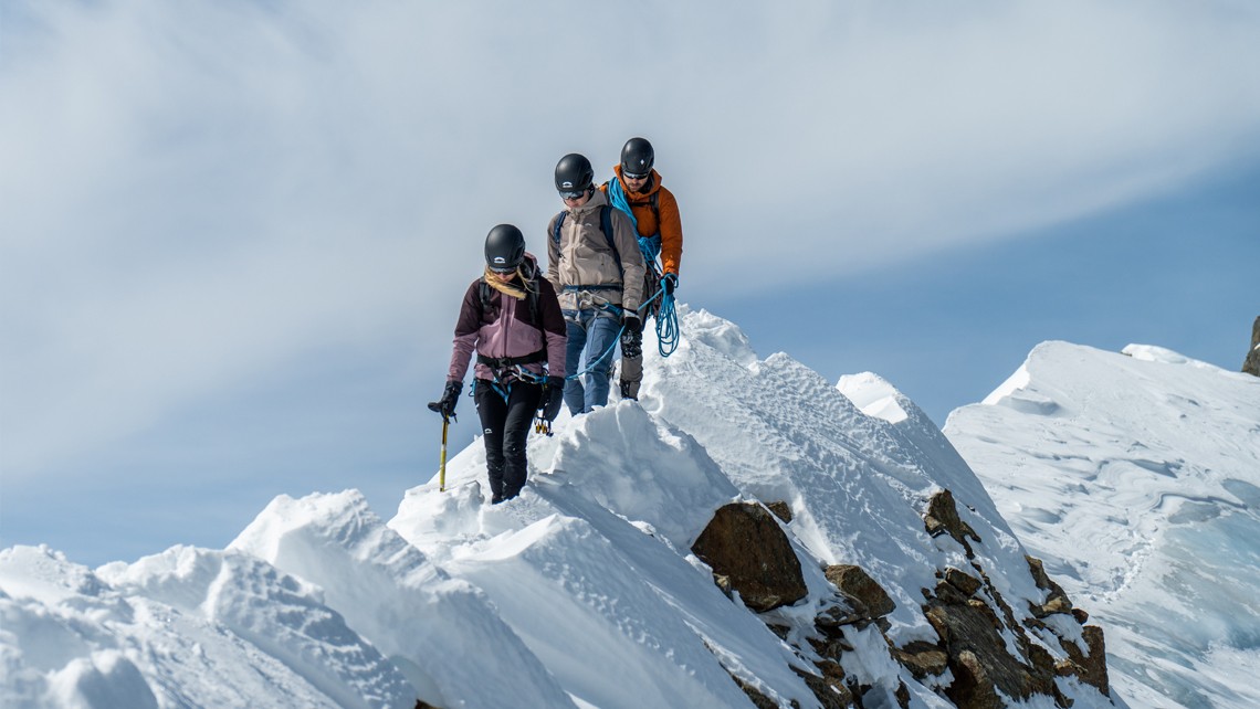 richtige_jacke_fuer_alpine_hochtouren_skinfit