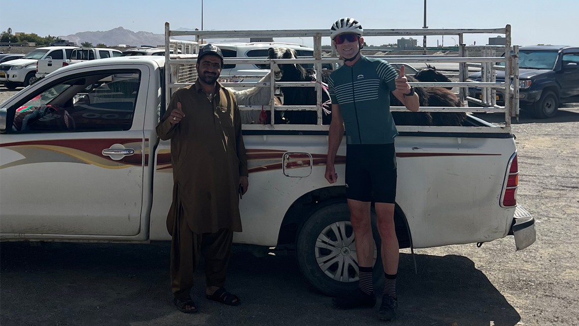 bikepacking_oman_elmar_sprink_vorbereitung_tipps_packliste_skinfit