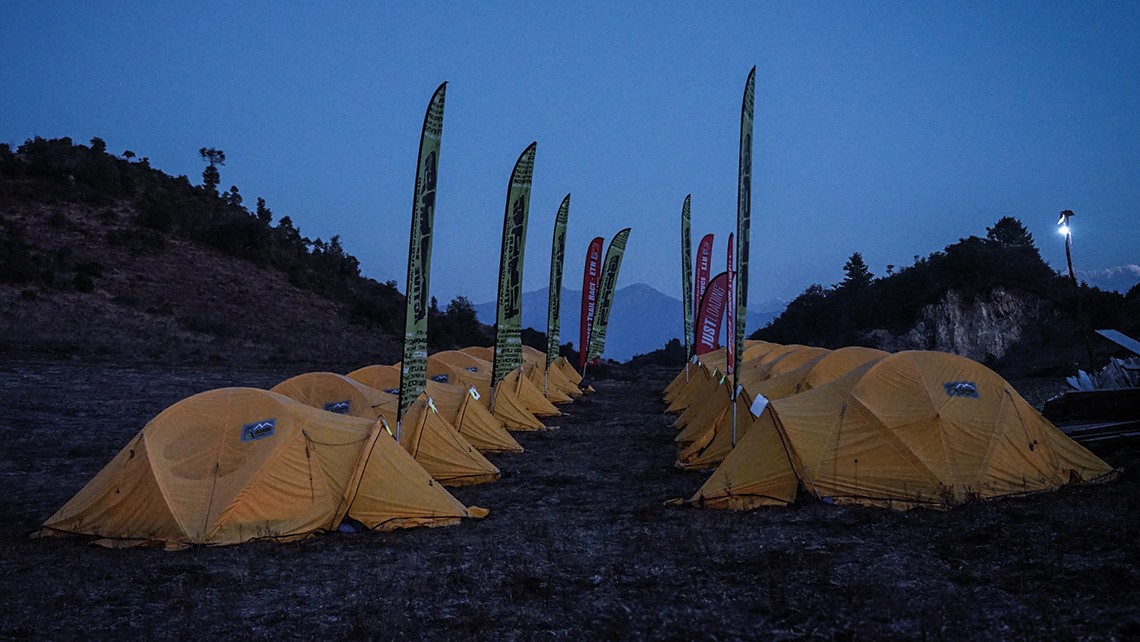zelt_camp_everest_trail_race_jens_kramer_skinfit