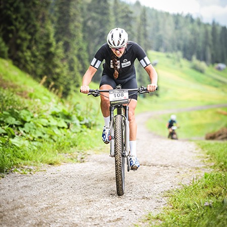 evelyn_sulzer_alpentour_trophy_blog_trophy_skinfit.jpg