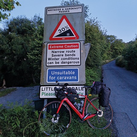 pan_celtic_ultra_race_gabi_winck_anstieg_wrynose_skinfit