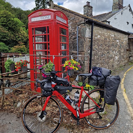 pan_celtic_ultra_race_gabi_winck_telefonzelle_skinfit