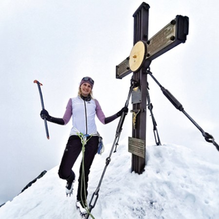 skinfitcrew_seven_summits_austria_rita_daxenbichler_grossglockner_gipfel_skinfit