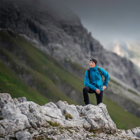 ruefikopf_wanderung_lech_materialien_aus_vorarlberg_produktion_patrick_jussel_skinfit