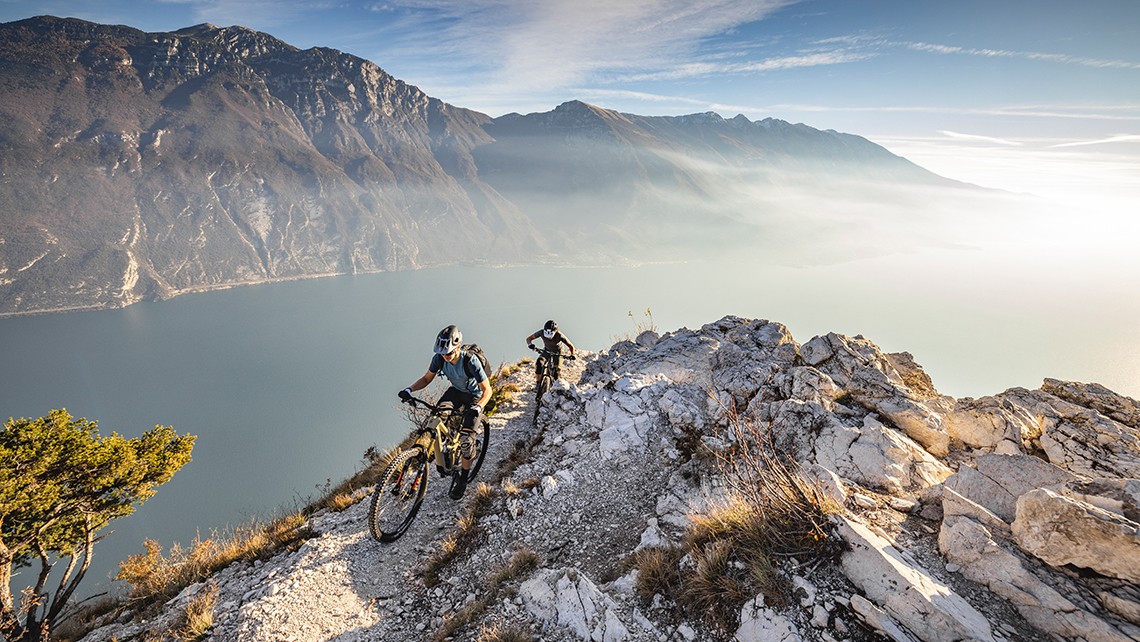 fruehjahr_sommer_kollektion_mtb_punta_larici_gardasee_skinfit