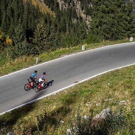 rennradstrecken_fruehjahr_sommer_kollektion_silvretta_skinfit