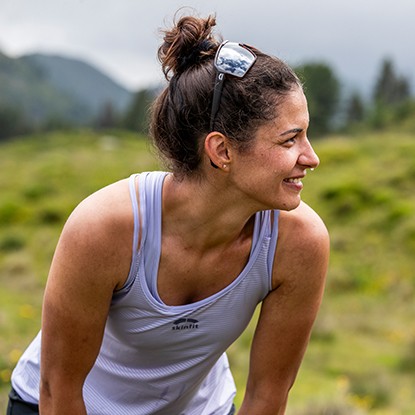 salfeins_tirol_trailrunning_fruehjahr_sommer_kollektion_vicrtoria_feineler_skinfit