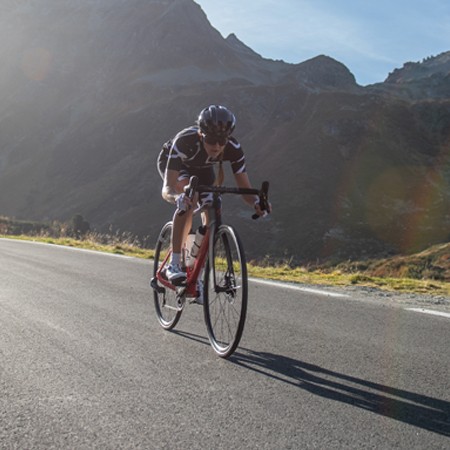 rennrad_passstrassen_legendaer_tipps_mit_heidi_schwartz_skinfit