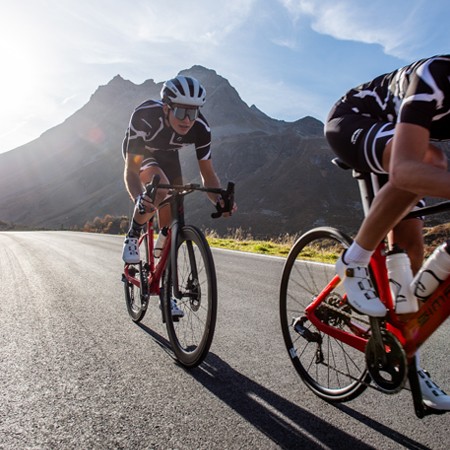 rennrad_passstrassen_legendaere_routen_tipps_skinfit