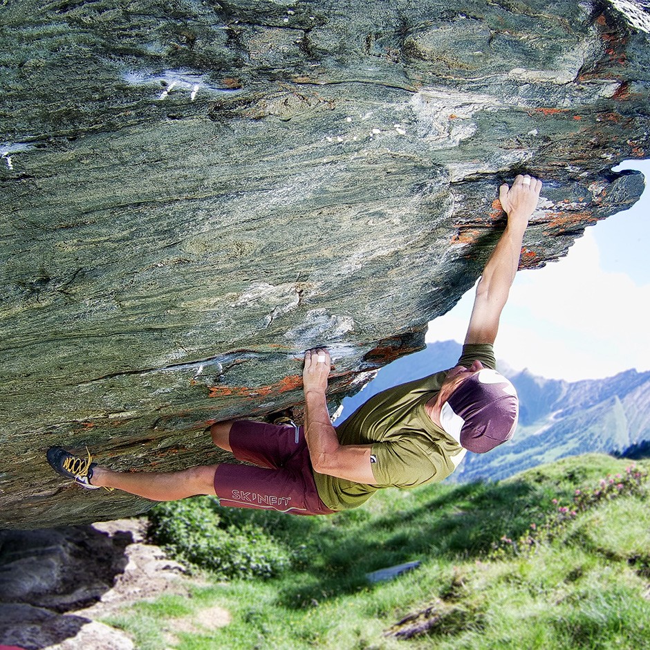 bouldern-berni-schwaiger-fels-skinfit