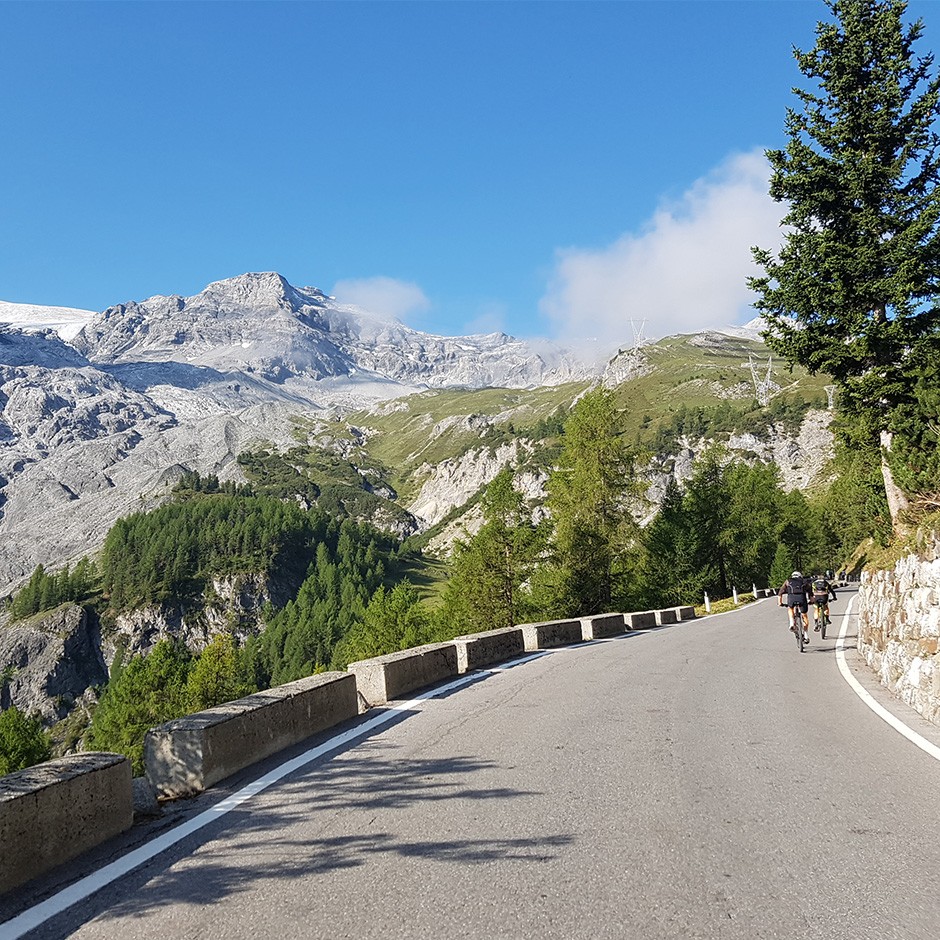 stilfserjoch-radfahren-skinfit