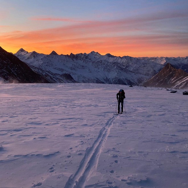 nachtskitour-gro_glockner-sonnenaufgang-skinfit