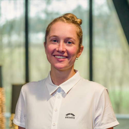 family-mitarbeiter-Julia_Gralki-skinfit